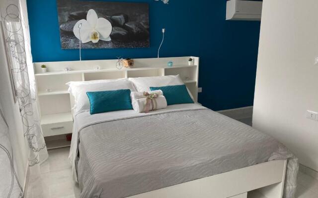 LAGUNA BLU Camera CIELO con terrazza panoramica in comune