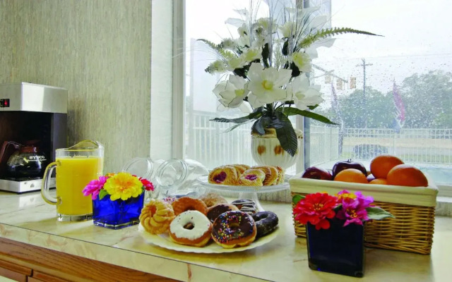 Travelodge by Wyndham Atlantic City
