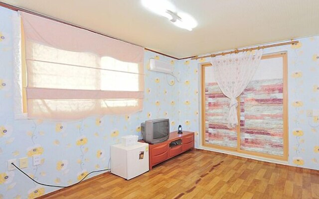 Gangchonpine Hill Pension