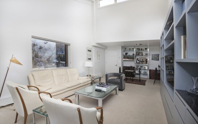 Lionshead Center #304 2 Bedroom Condo by RedAwning