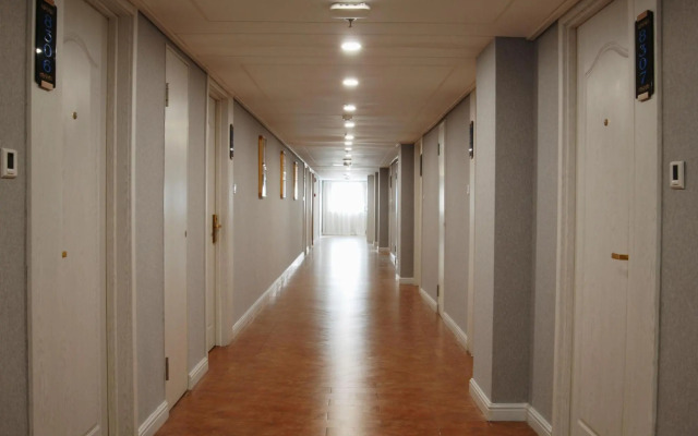 Spring Hotel