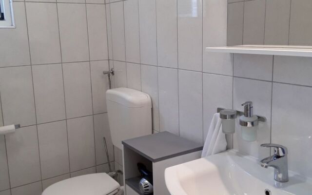 Holiday house Villa Ante - with pool: Rogac, Island Solta