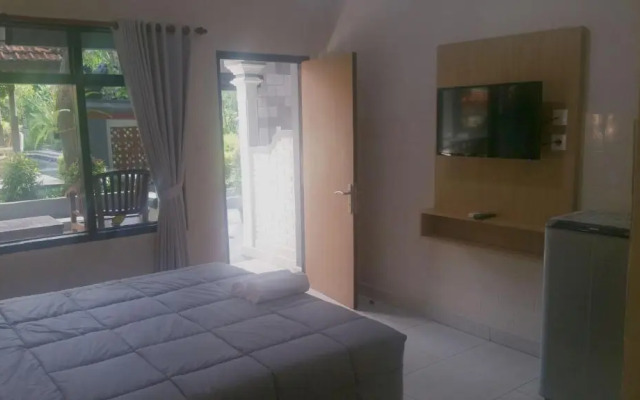 Dewa Bharata Bungalows Legian