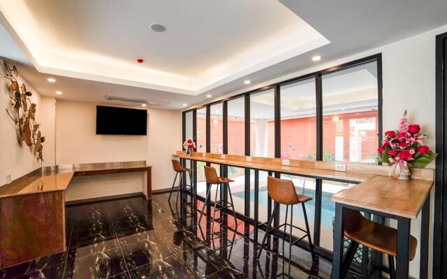 RoomQuest Sukhumvit 36 BTS Thonglor