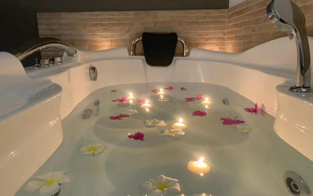 ARYA Boutique Resort