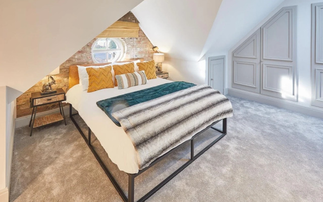 Host Stay 9 Highfield House