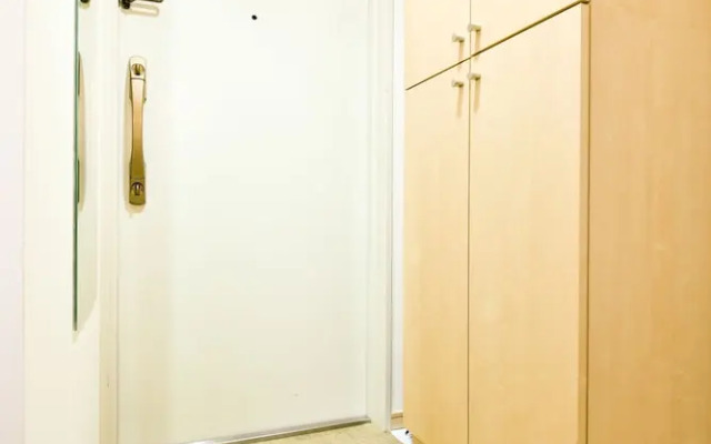 City Street Inn 307 PH211