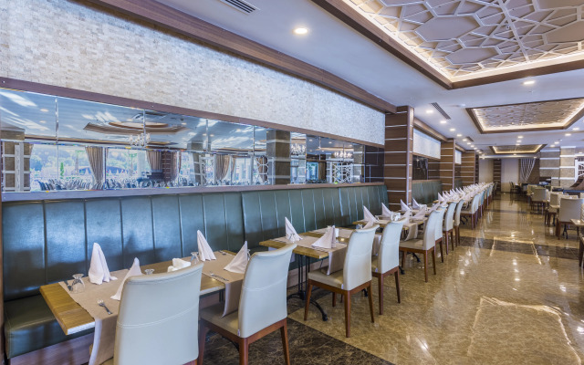 Lonicera Resort & Spa Hotel
