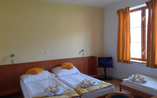 Hotel Gold
