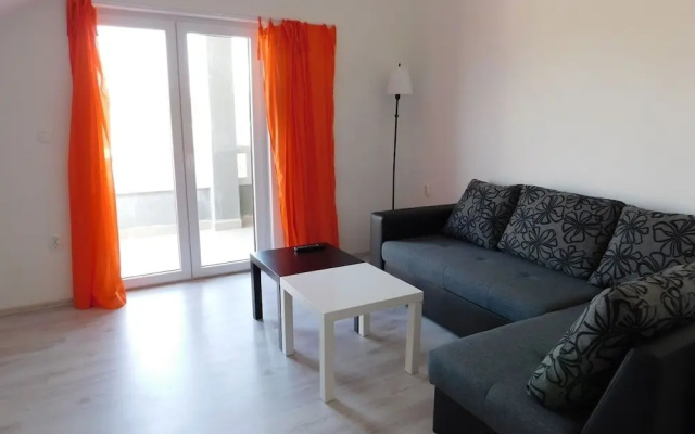 Coloured - Apartments on Island - A4 - Bijeli :