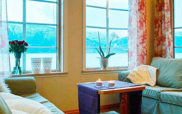 8 Person Holiday Home in Leikanger