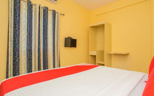 OYO 10522 Varcity Emerald