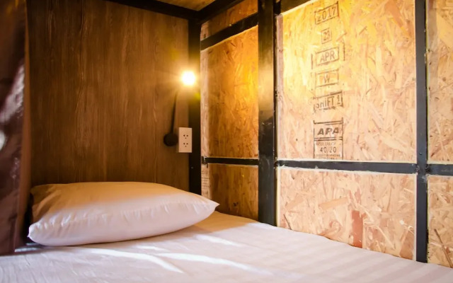 Mobylette Saigon Hostel - Adults only