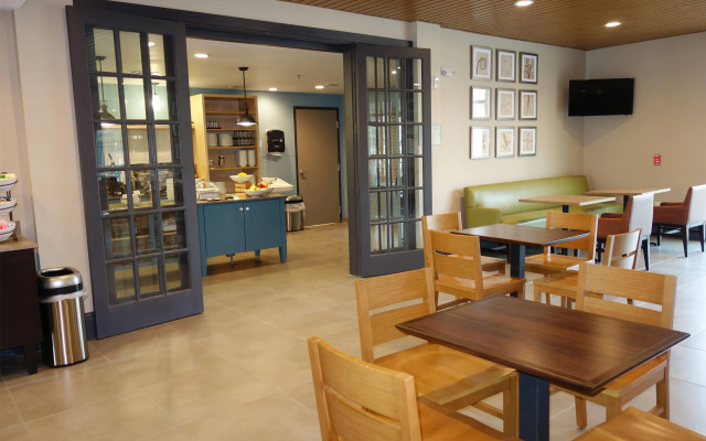 Ramada by Wyndham Houston Westchase