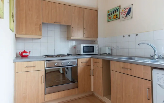 Elegant Apartment in Edinburgh near River Almond