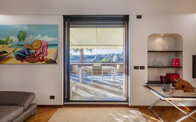 Beachfront Studio With Terrace by Wonderful Italy