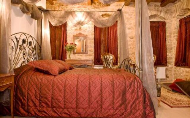 To Archontiko Tis Marias