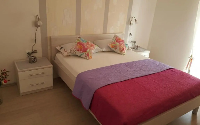 Apartments and rooms with parking space Hvar - 13161
