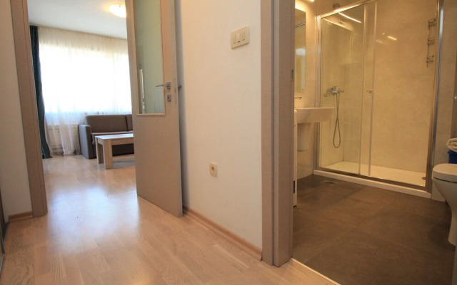 Fontana Lux Apartments