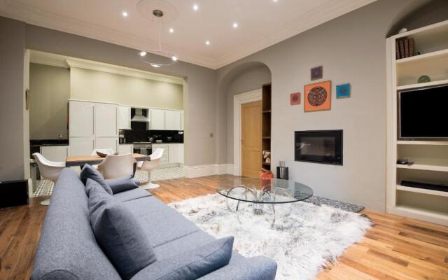 Apartment 1 The Grove