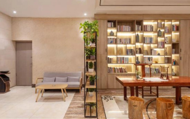 Hua Ju Hotel (Subway Station, Duduanqiao, Mudu Town, Suzhou)