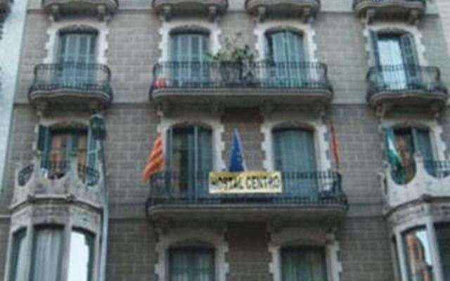 Hostal Balmes Centro