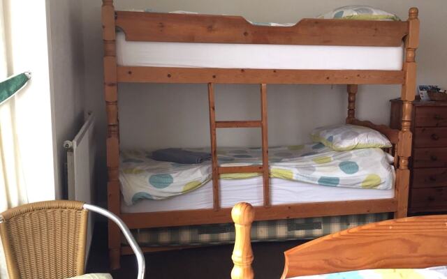 Whitecliff Guesthouse