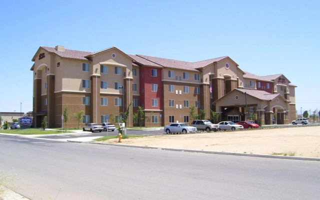 Hampton Inn & Suites Bakersfield North-Airport