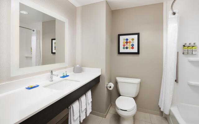 Holiday Inn Express & Suites Seymour by IHG