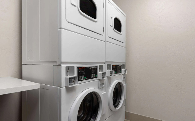 Days Inn by Wyndham Williams