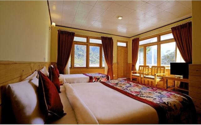 Summit Alpine Resort