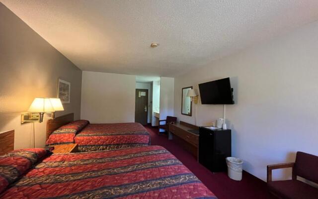 Boulder Bear Motor Lodge