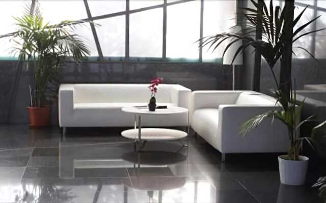 Roomspace Las Tablas Azofra Apartments