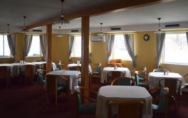 Aquamarina Hotel