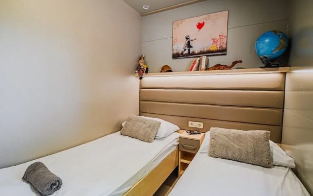 Lakeside Luxury Retreat Mobile Homes With Thermal Riviera Tickets