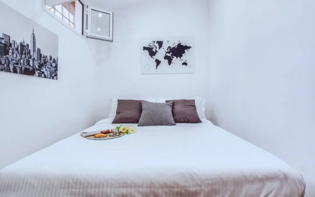 Charming Little Flat in the Heart of Trastevere