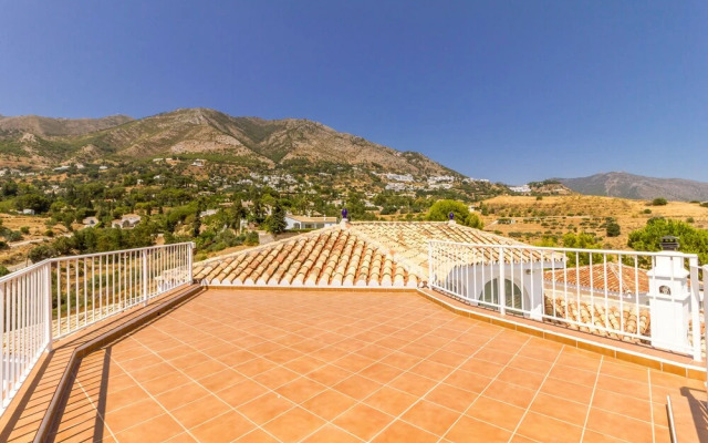 Solaga - Villa Media Luna