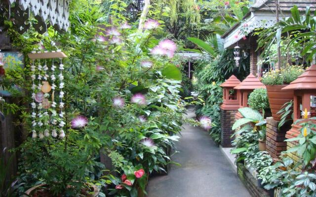 Suan Doi House Hotel and Resort