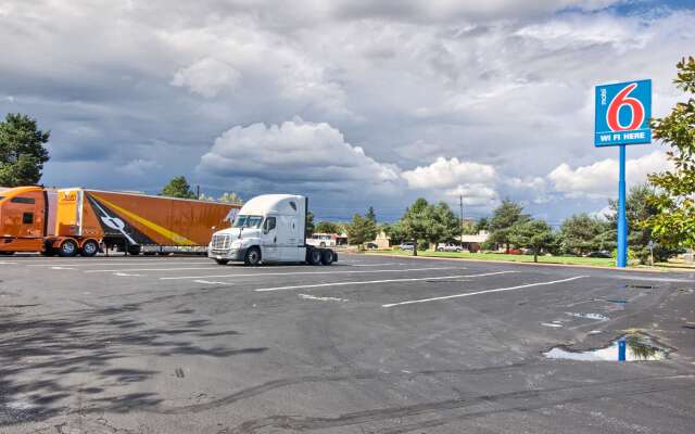 Motel 6 Everett, WA - North