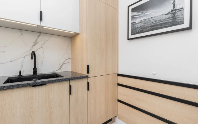 Apartport Apartment With A/C by Renters