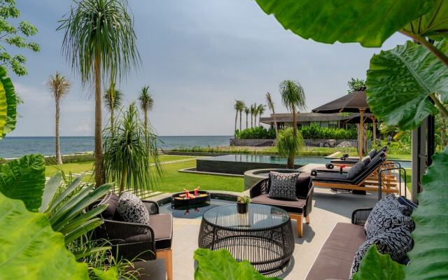 Sea View Pool House