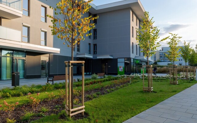 Warsaw Apartment Szajnowicza by Renters