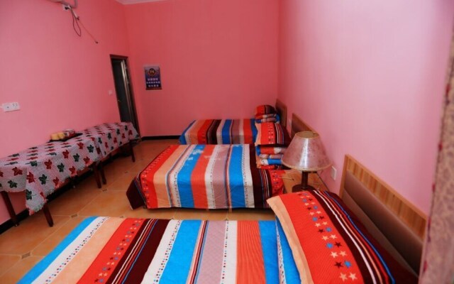 Dunhuang 8090 Guest House