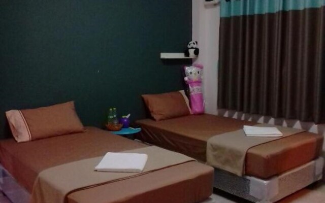 Tawee Garden and Resort