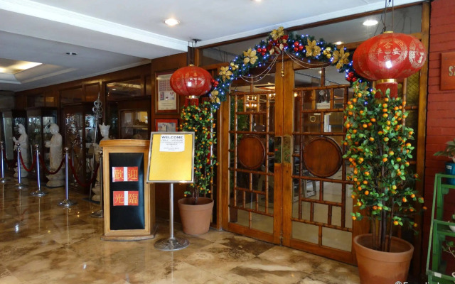 Aloha Hotel