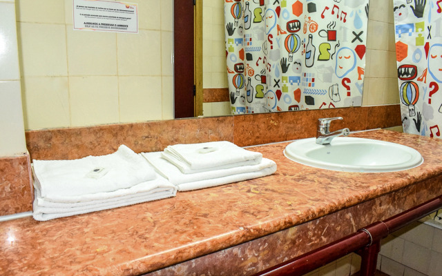 HI Almada - Pousada Juventude - Hostel