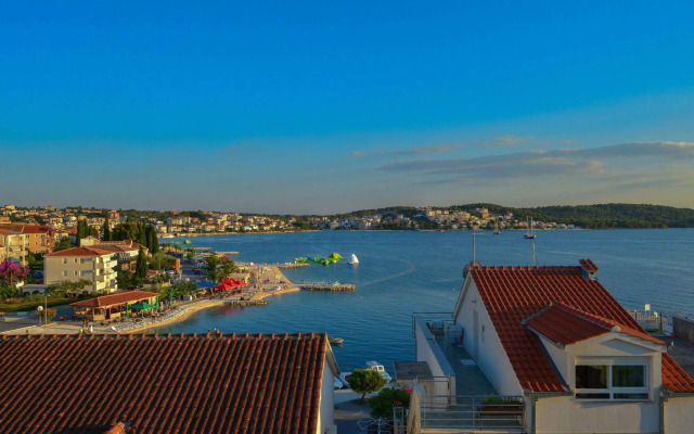 Luxury Apartments Villa Tea