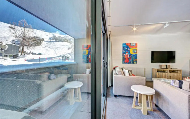 Snow Ski Apartments 39