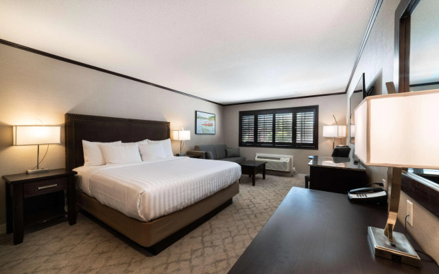 Prestige Lakeside Resort, WorldHotels Elite