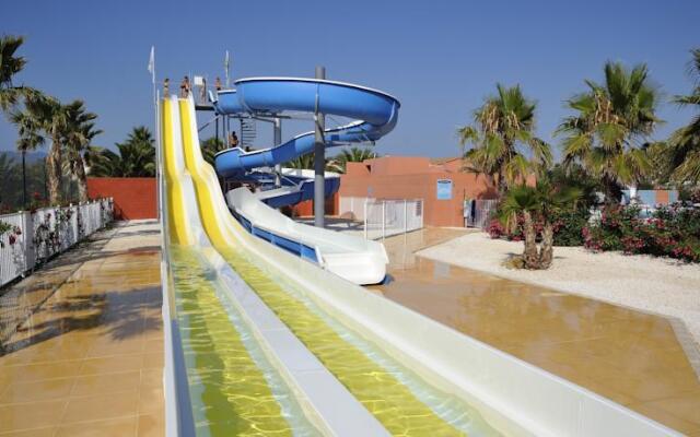 Village Del Mar